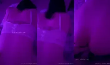 Alara ybabllrig 18 yaşında genç azgın bir hatun Onlyfans ifşa videoları part 8