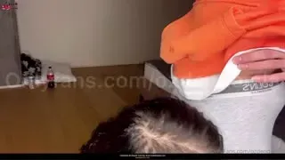 Çıplak Damla Özden kameramanla sakso yaptı