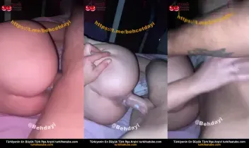 Çıplak Kız seksi manıta sikerken patlıyor