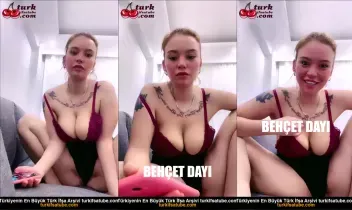 İğrenç Yıldız Gösterişli Tango039da Cinsel Açıklamalar