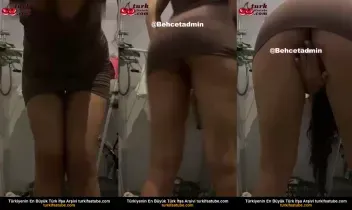 Lilith Gizli Çıplak Bayanın Sakso Videosunu İzle