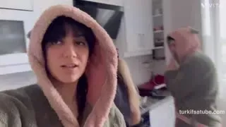 Meloşun Dünyası Youtube Katıl Teyzem 2 dk boyunca twerk attı aynı kıyafetleri giyen deliler