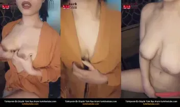 Tango Elif ifşa Esmer bayan çıplak amcık ovaladı