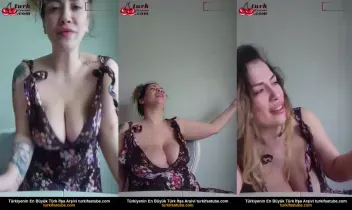 Türk Olgunun Canlı Yayınında Lilly W Seks Sensasyonu